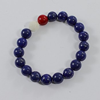 Köves ásványi ékszer Lapis lazuli golyók + piros korall + fazettált fehér jade elasztikus karkötő