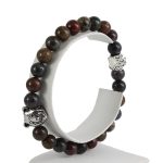 Köves ásványi ékszer Petersit maci fejjel és talppal karkötő