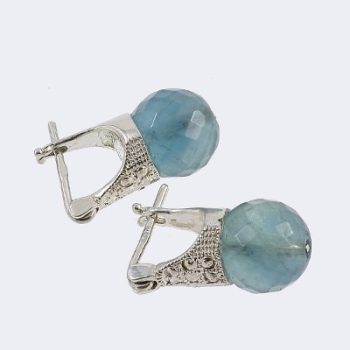 Fluorit világoskék sorompós fülbevaló