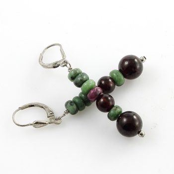 Köves ásványi ékszer nefrit rubin fülbevaló gránátokkal