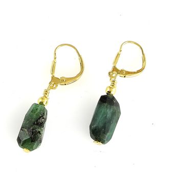 Fazettált smaragd fülbevaló köves ásványi ékszer