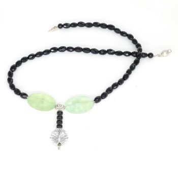 Köves ásványi ékszer onyx prehnit hegyi kristály és sörlök nyaklánc