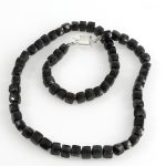 Sörl kockák nyaklánc