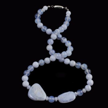 Köves ásványi ékszer. Kékszalag kalcedon nyaklánc