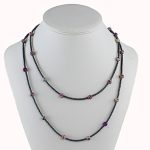 Köves ásványi ékszer Regalit és hematit hosszú nyaklánc