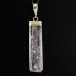 Köves ásványi ékszer Kunzit lapos kristály lapos tégla medál