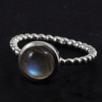 Köves ásványi ékszer Labradorit bogyós ezüst gyűrű