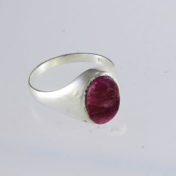 Köves ásványi ékszer Ovál rubinnal ezüst pecsétgyűrű