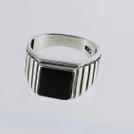 Köves ásványi ékszer Onix kocka ezüst pecsétgyűrű